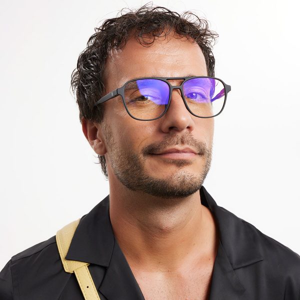 Barner-SUNGLASSES-ECOM-Modelos17338