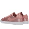 W BLAZER LOW SE RUST PINK/WHITE